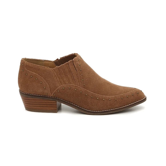 NEW Crown Vintage Kavita suede studded booties